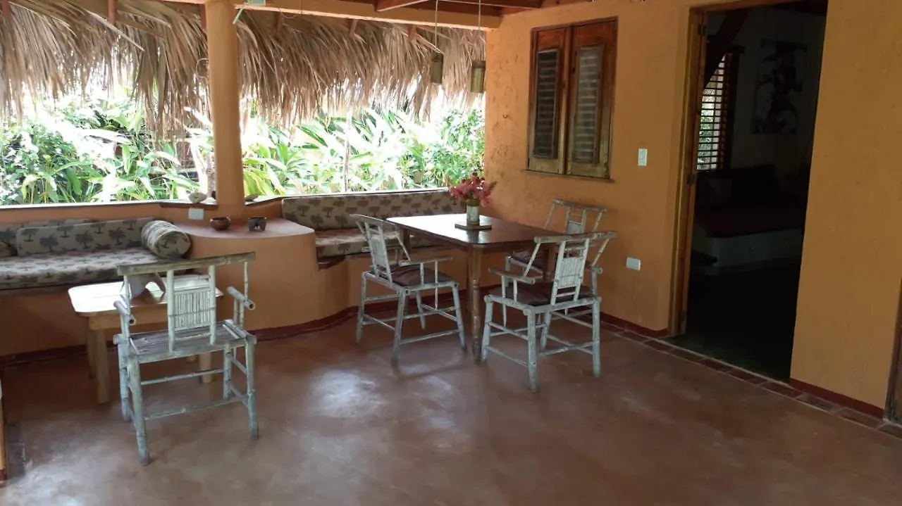 Willa Casa 3 Amigos-Palm Roofed House Las Galeras Dom wakacyjny